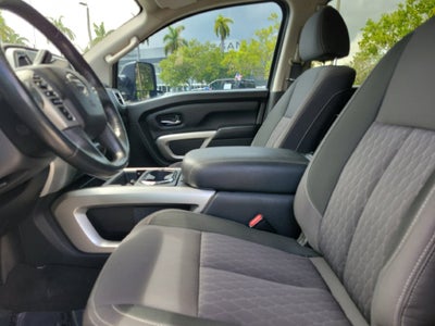 2021 Nissan Titan SV w/Convenience Package