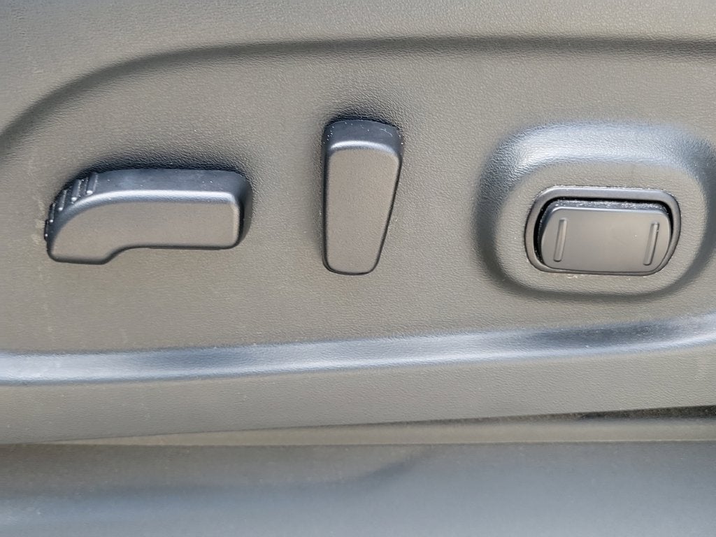 2021 Nissan Titan SV w/Convenience Package