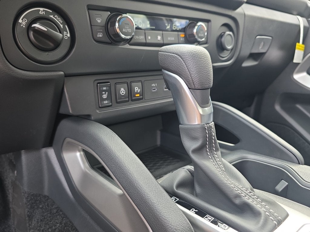 2026 Nissan Frontier SV CONVENIENCE