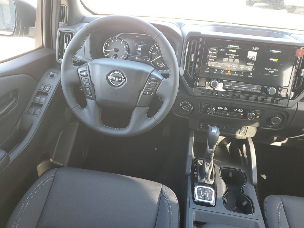2026 Nissan Frontier SV Convenience