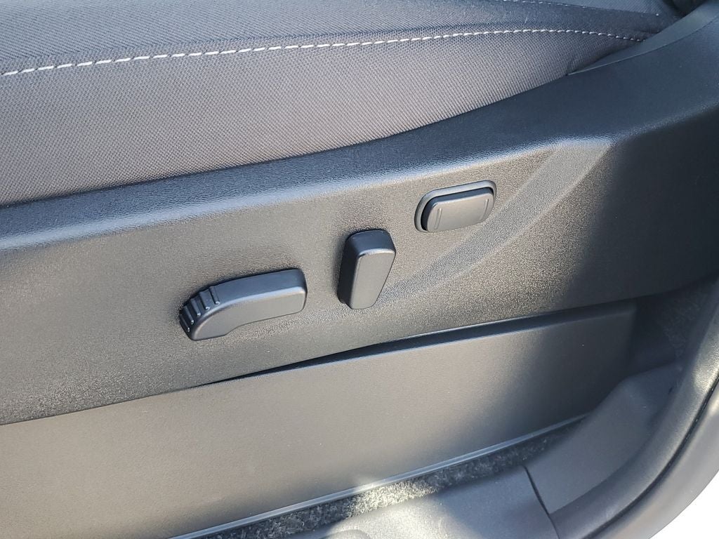 2026 Nissan Frontier SV Convenience