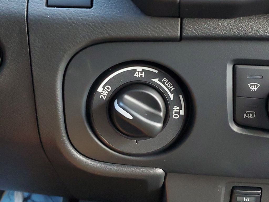 2026 Nissan Frontier SV Convenience