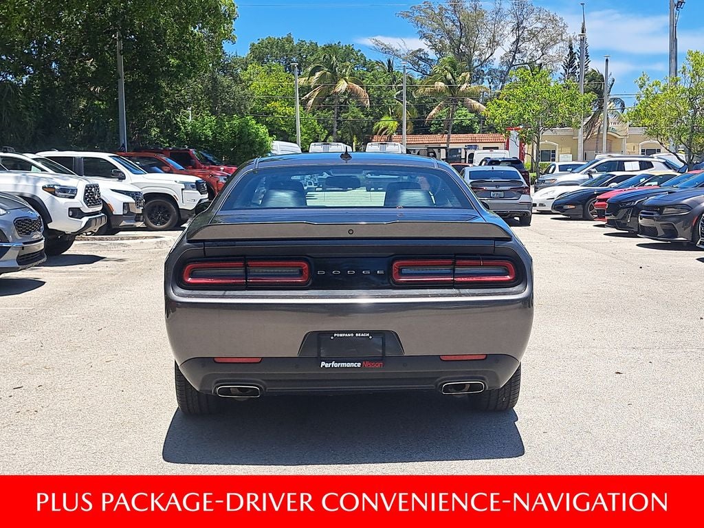2019 Dodge Challenger SXT