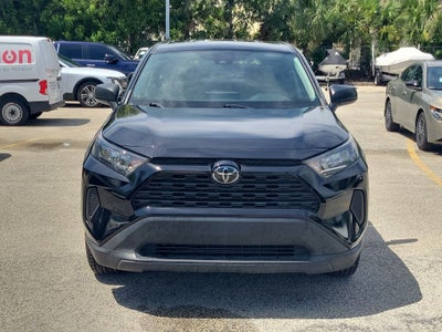 2022 Toyota RAV4 LE