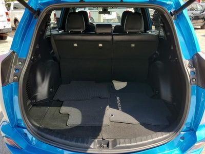 2017 Toyota RAV4 SE