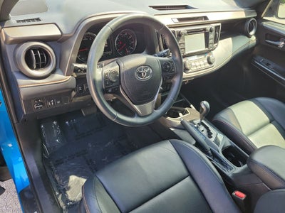 2017 Toyota RAV4 SE