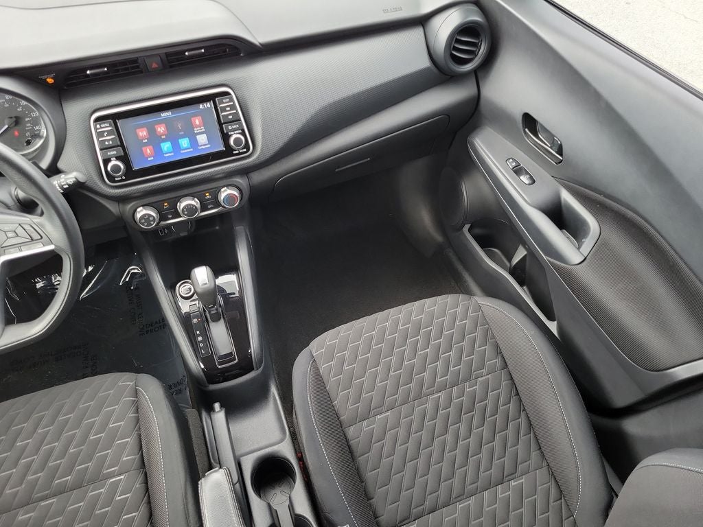 2022 Nissan Kicks S