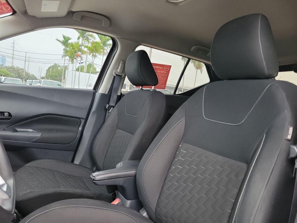 2022 Nissan Kicks S
