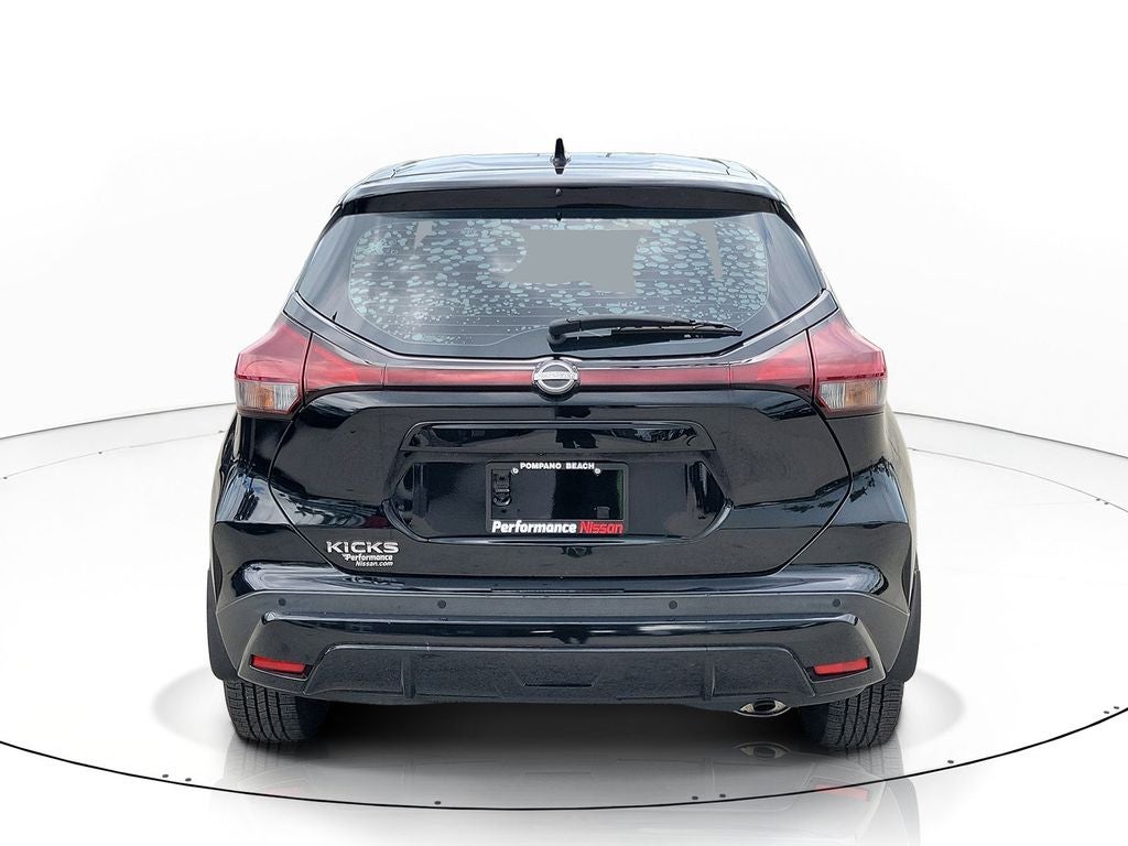 2022 Nissan Kicks S