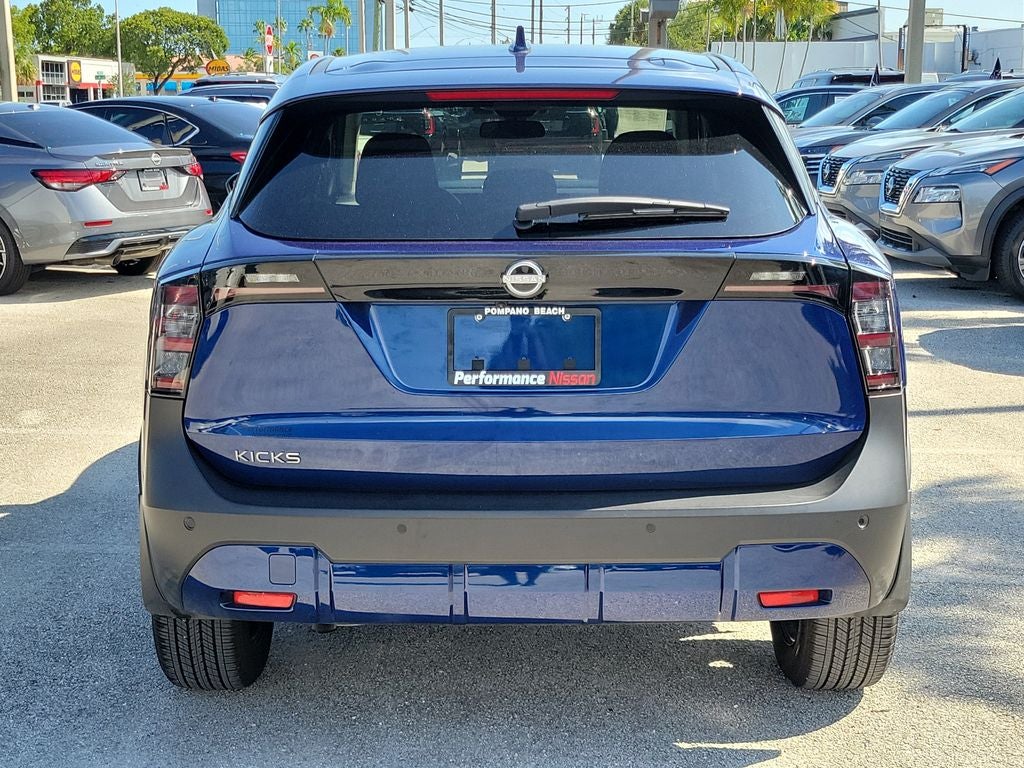 2025 Nissan Kicks SV