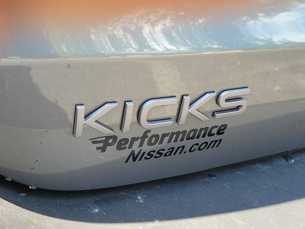 2026 Nissan Kicks SV W/Premium Package