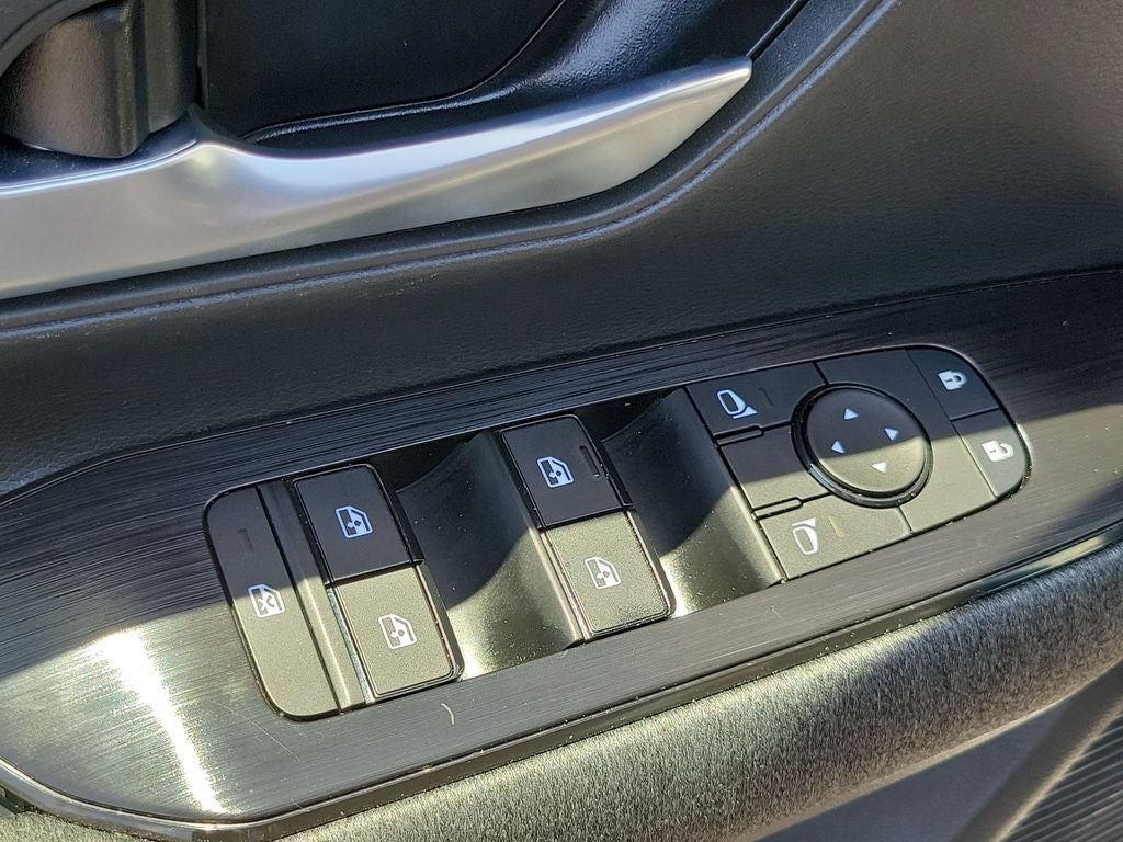 2026 Nissan Kicks SV W/Premium Package