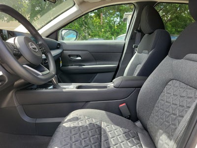 2027 Nissan Kicks SV Premium