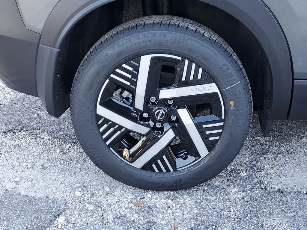 2026 Nissan Kicks SV Premium