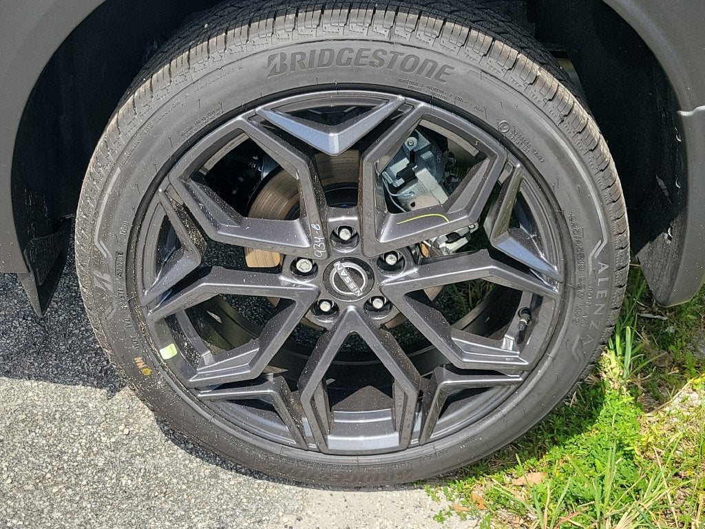 2027 Nissan Kicks SR