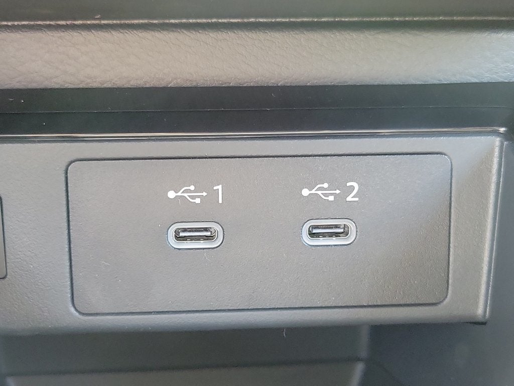 2027 Nissan Kicks SR