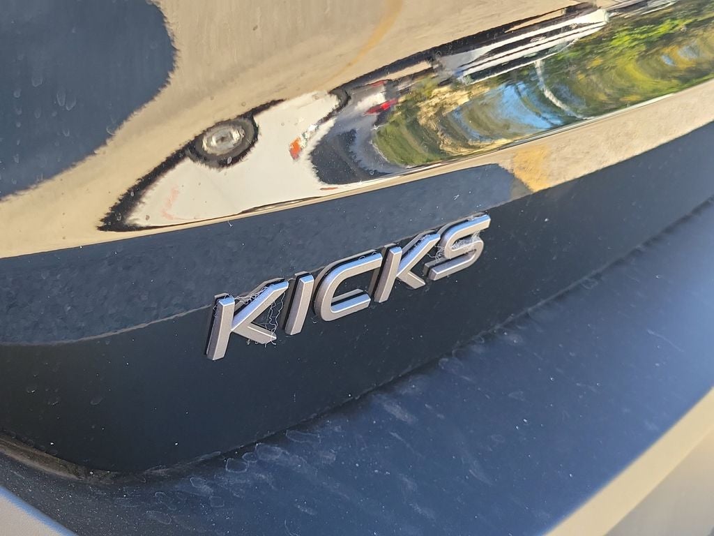 2026 Nissan Kicks SR 19" Wheels