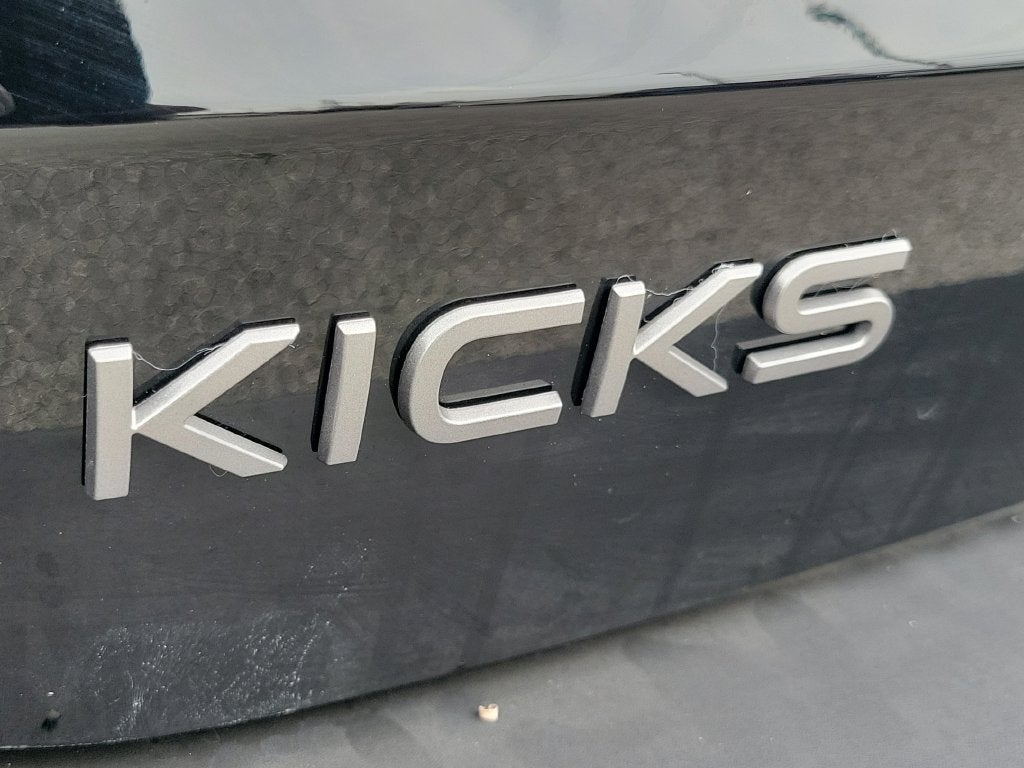2026 Nissan Kicks SR 19" Wheels