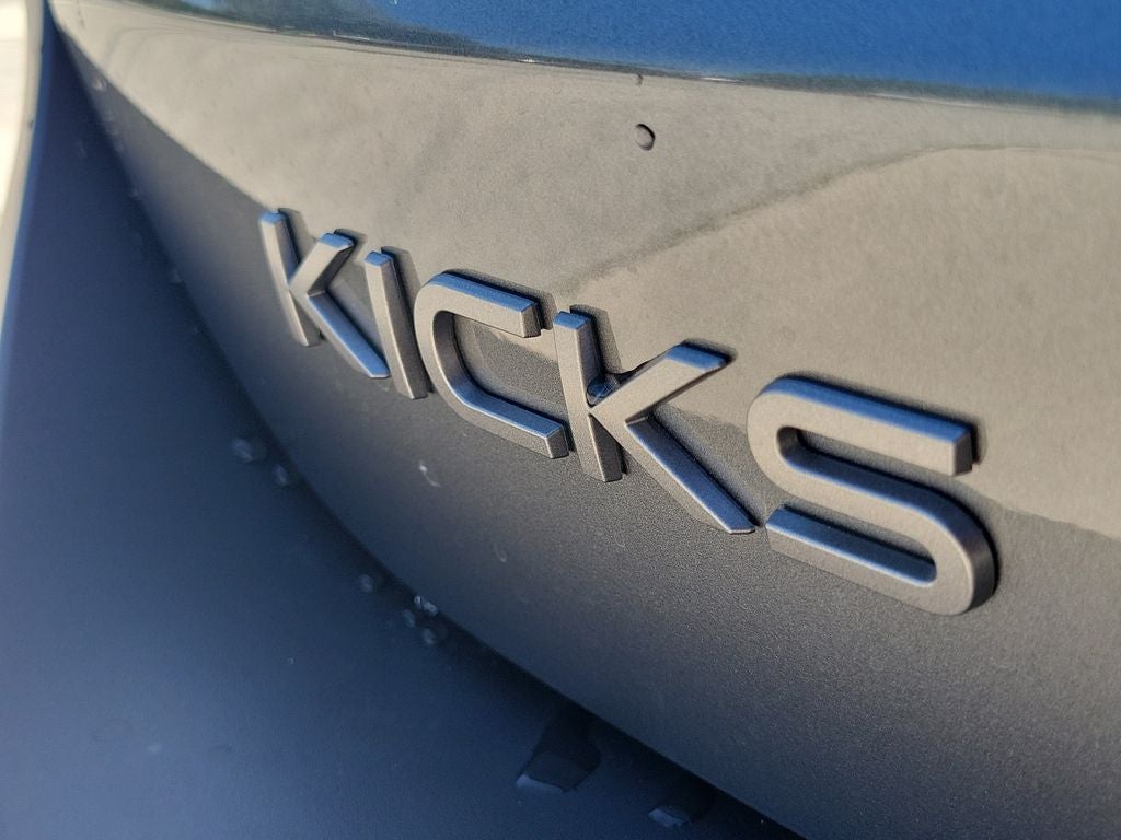 2026 Nissan Kicks SR 19" Wheels