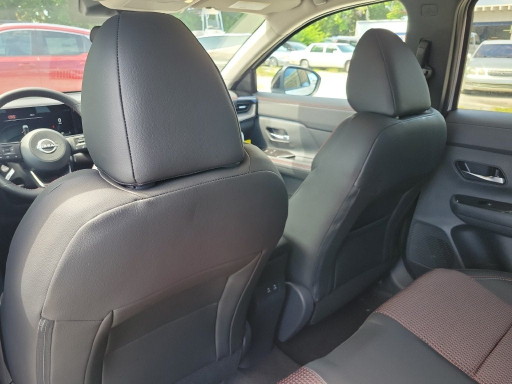 2027 Nissan Kicks SR