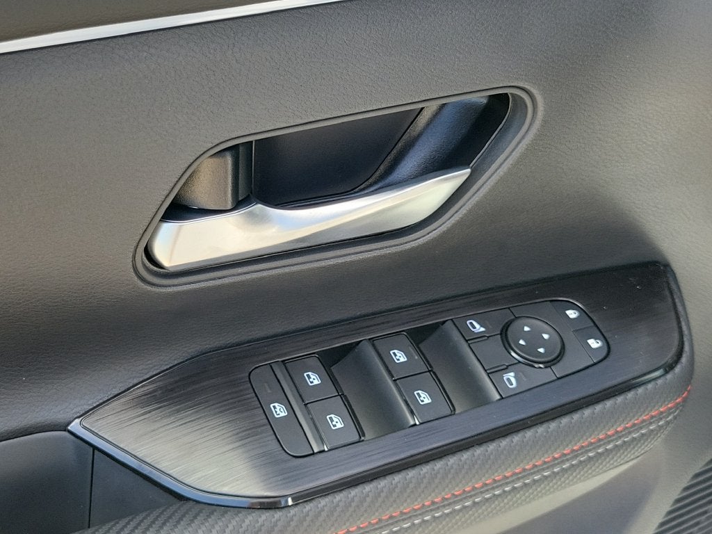 2027 Nissan Kicks SR