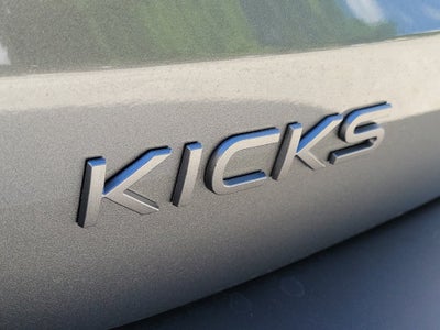 2027 Nissan Kicks SR 19" Wheels