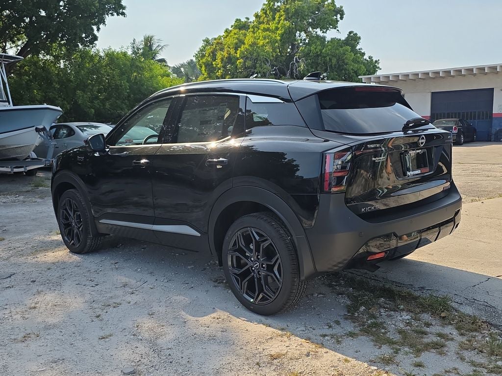 2026 Nissan Kicks SR