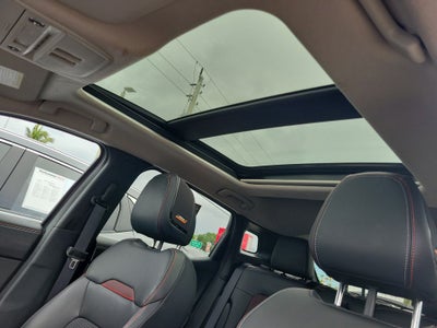 2025 Nissan Kicks SR w/Premium Package