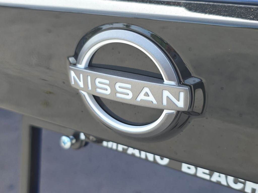 2026 Nissan Kicks SR Premium