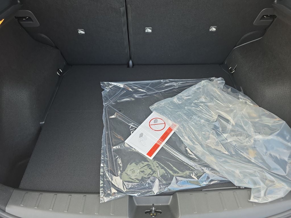 2026 Nissan Kicks SR Premium