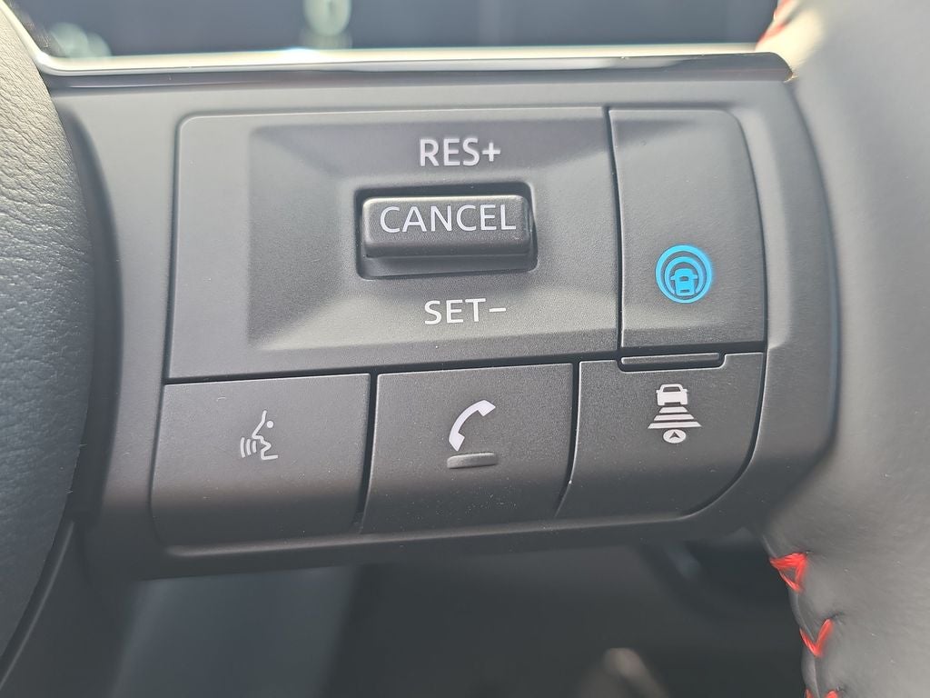 2026 Nissan Kicks SR Premium