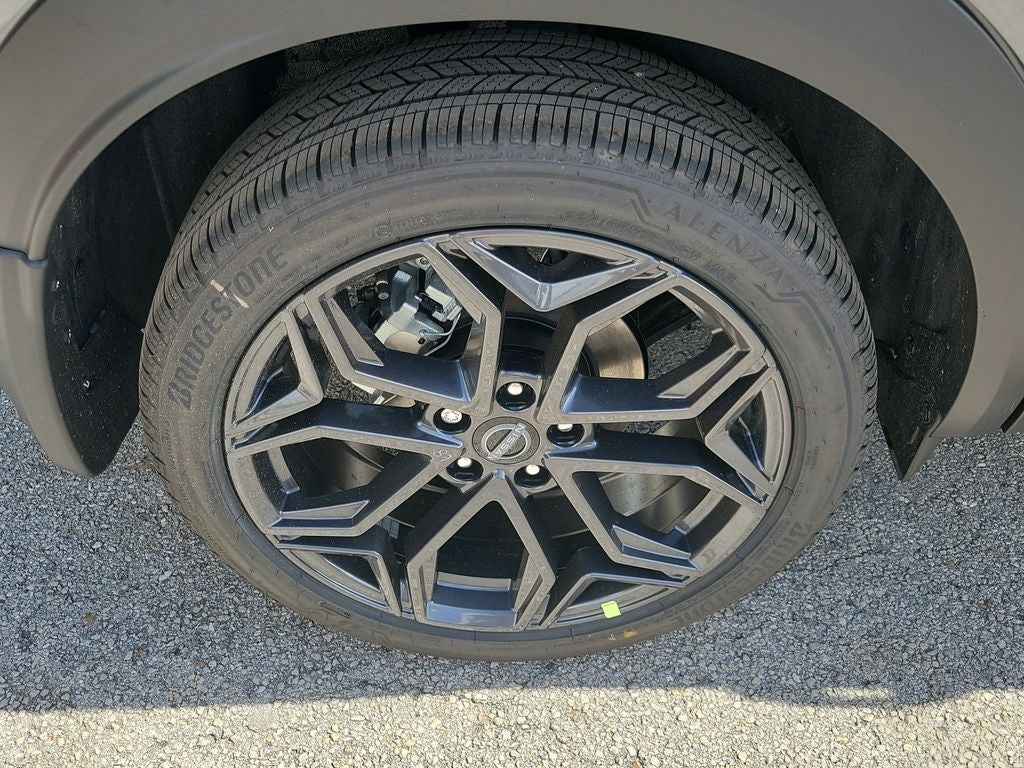 2026 Nissan Kicks SR Premium