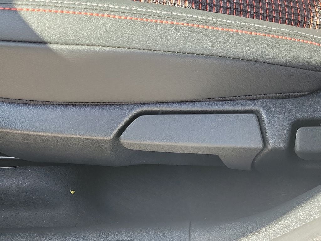 2026 Nissan Kicks SR Premium