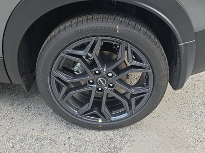 2026 Nissan Kicks SR Premium