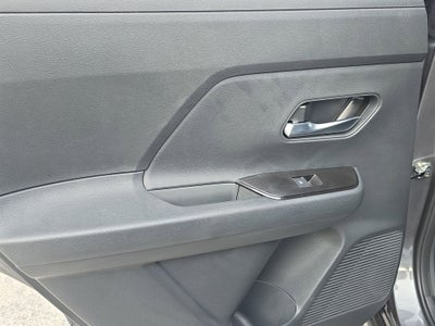 2026 Nissan Kicks SR Premium
