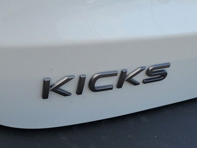 2026 Nissan Kicks SR Premium