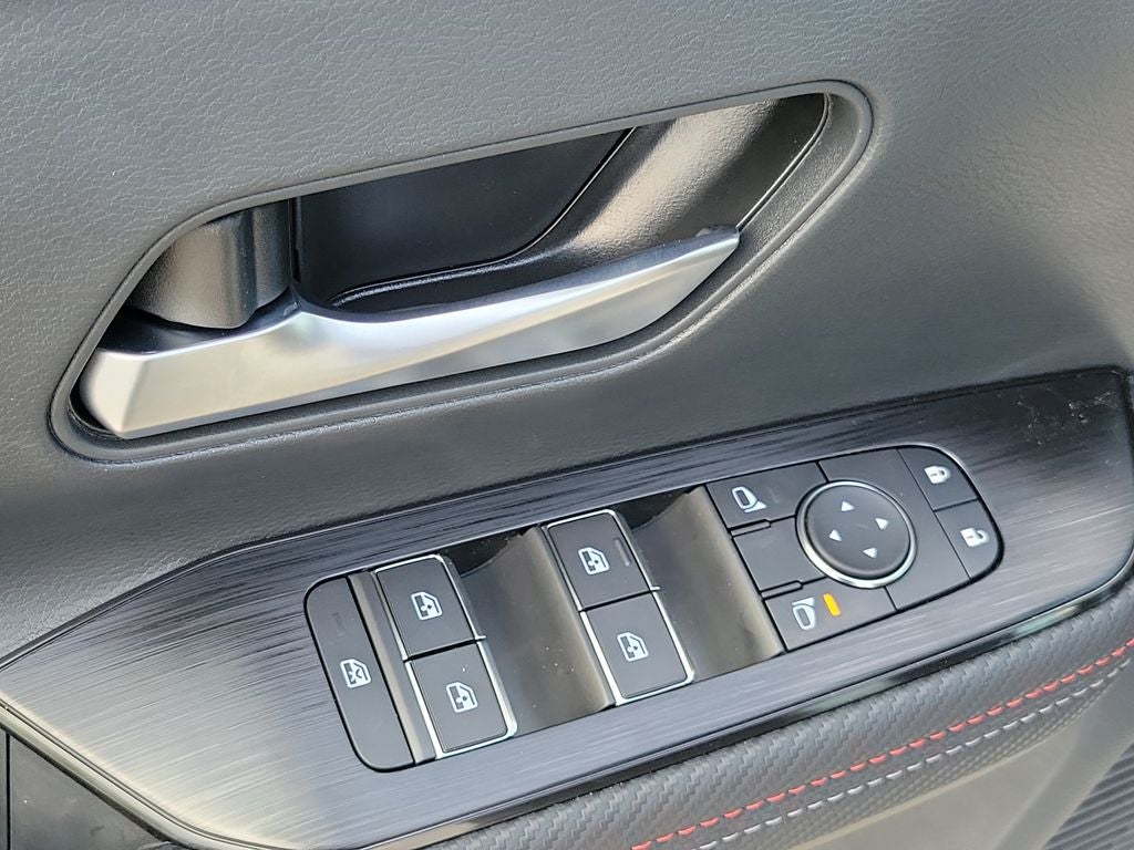 2026 Nissan Kicks SR Premium