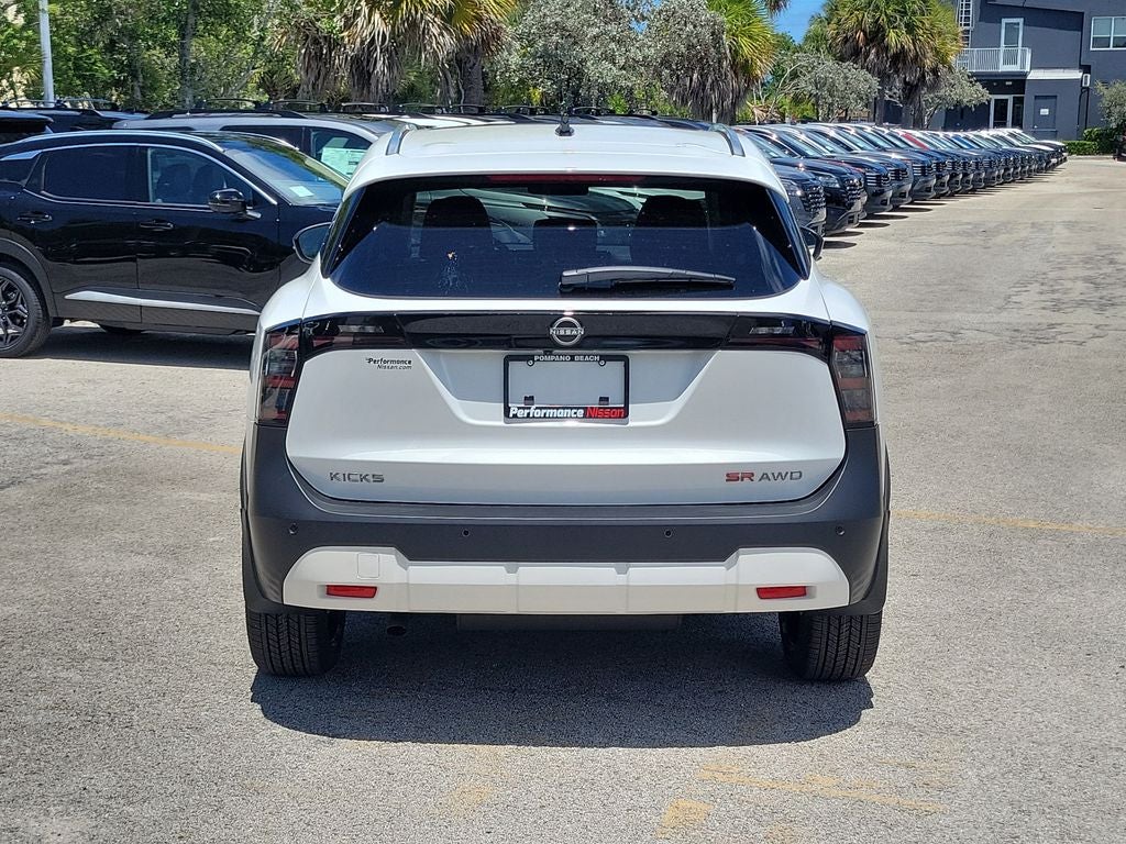 2026 Nissan Kicks SR Premium