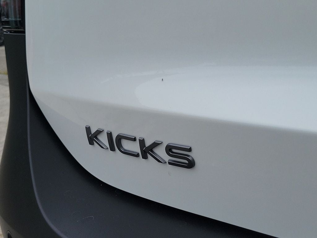 2026 Nissan Kicks SR Premium AWD