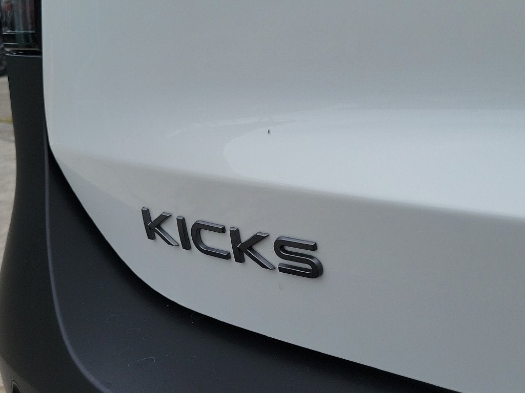 2026 Nissan Kicks SR Premium AWD
