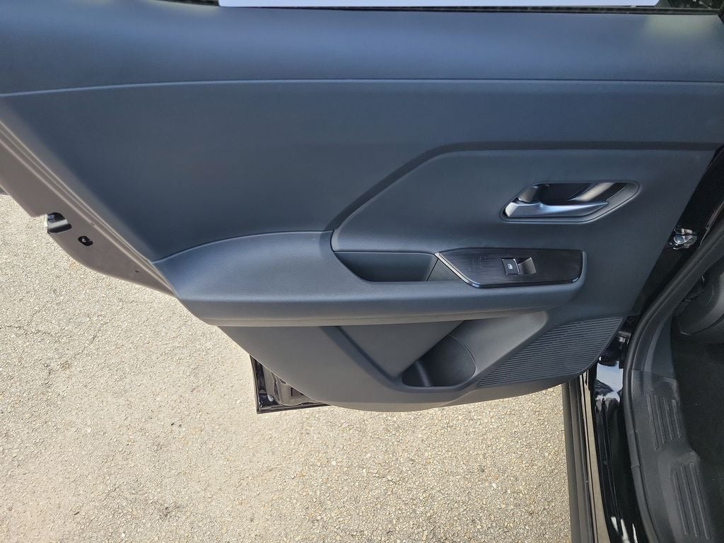 2026 Nissan Kicks SR Premium