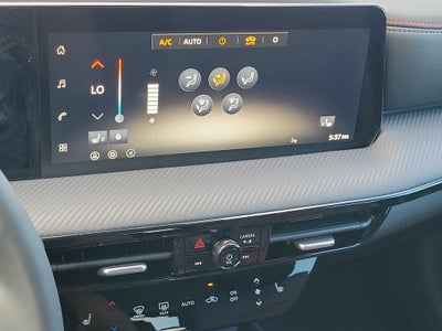 2026 Nissan Kicks SR Premium
