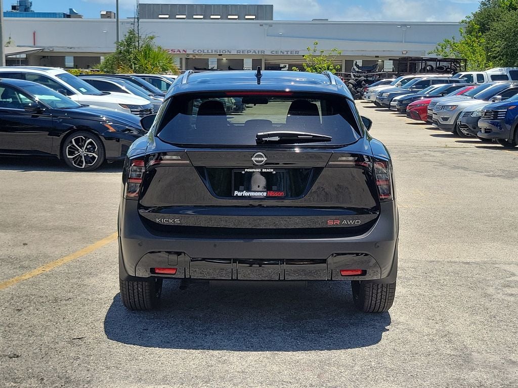 2026 Nissan Kicks SR Premium