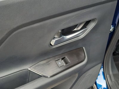 2026 Nissan Kicks SR Premium