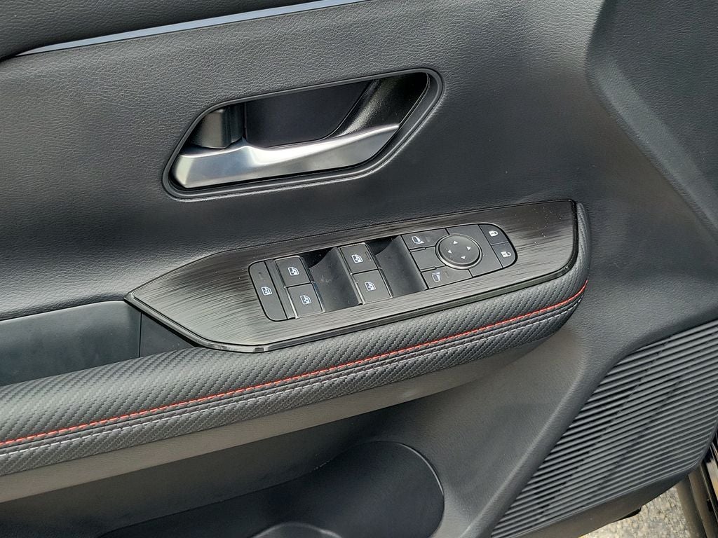 2026 Nissan Kicks SR Premium