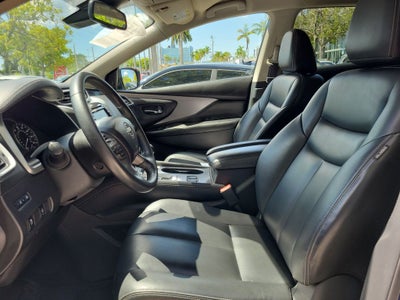 2023 Nissan Murano SV