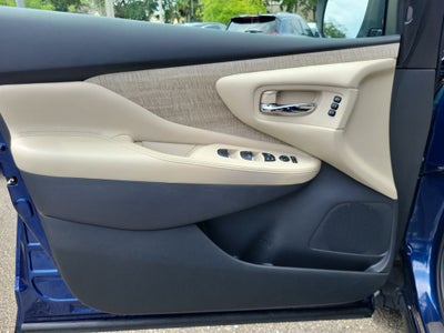 2022 Nissan Murano SL