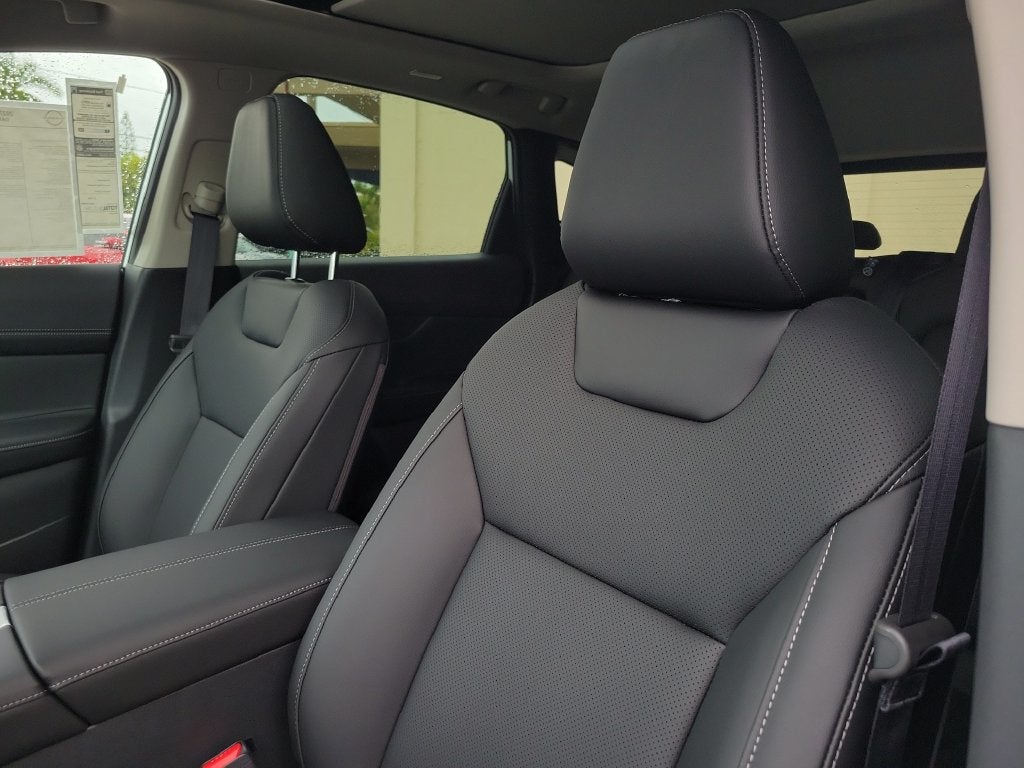 2027 Nissan Murano Dark Armor