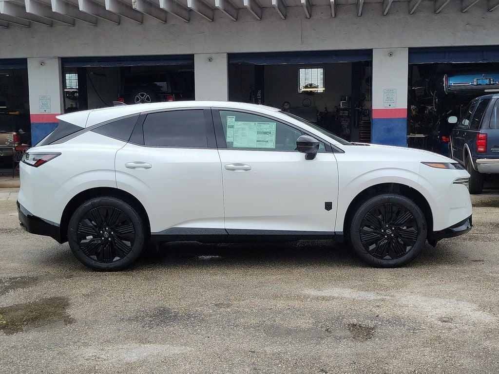 2027 Nissan Murano Dark Armor