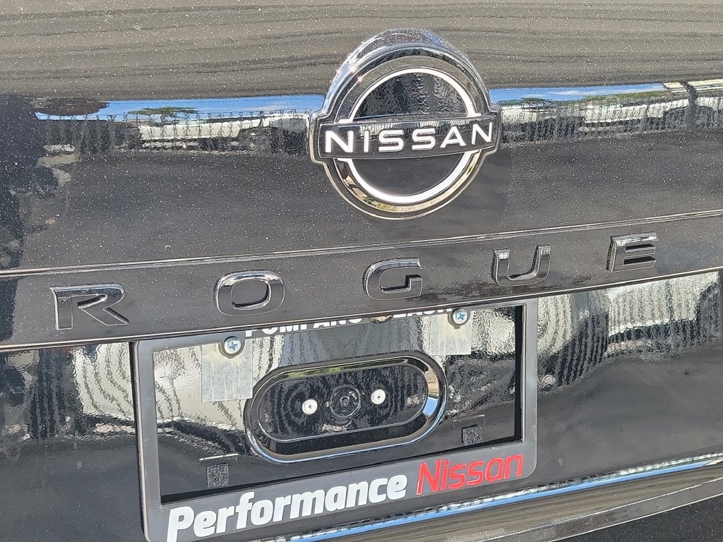 2027 Nissan Rogue Dark Armor